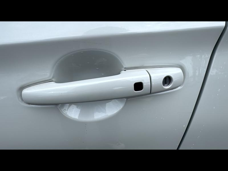 agency.seo.links.detann.title SUZUKI Swift d’occasion à vendre à BELLERIVE-SUR-ALLIER chez NEW CENTER CAR (Photo 9)