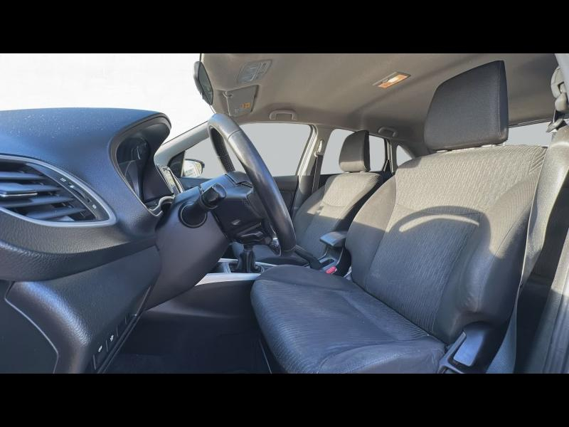 agency.seo.links.detann.title SUZUKI Baleno d’occasion à vendre à BELLERIVE-SUR-ALLIER chez NEW CENTER CAR (Photo 17)