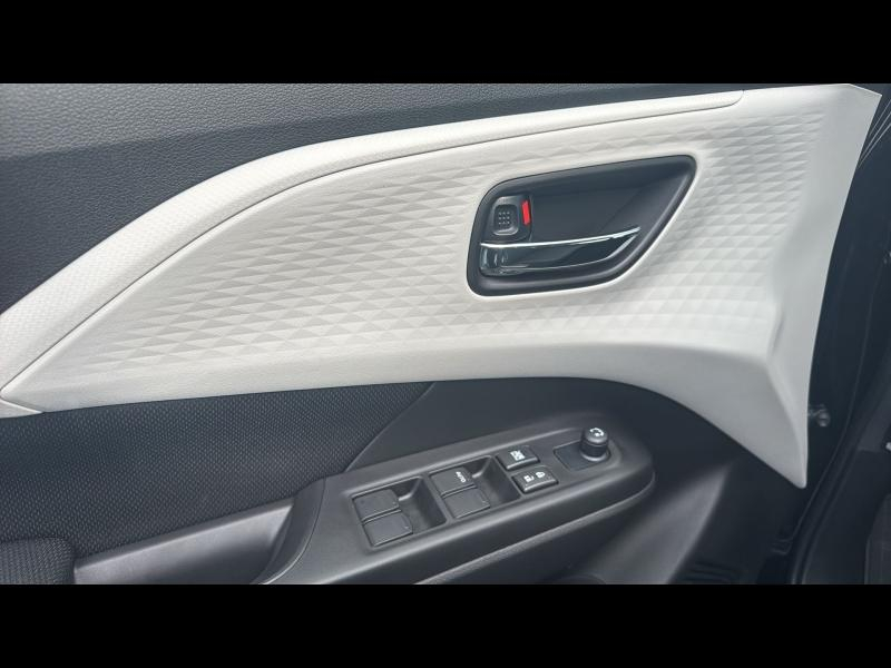 SUZUKI Swift d’occasion à vendre à BELLERIVE-SUR-ALLIER chez NEW CENTER CAR (Photo 11)